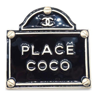 CHANEL 2015 Place Coco Brooch