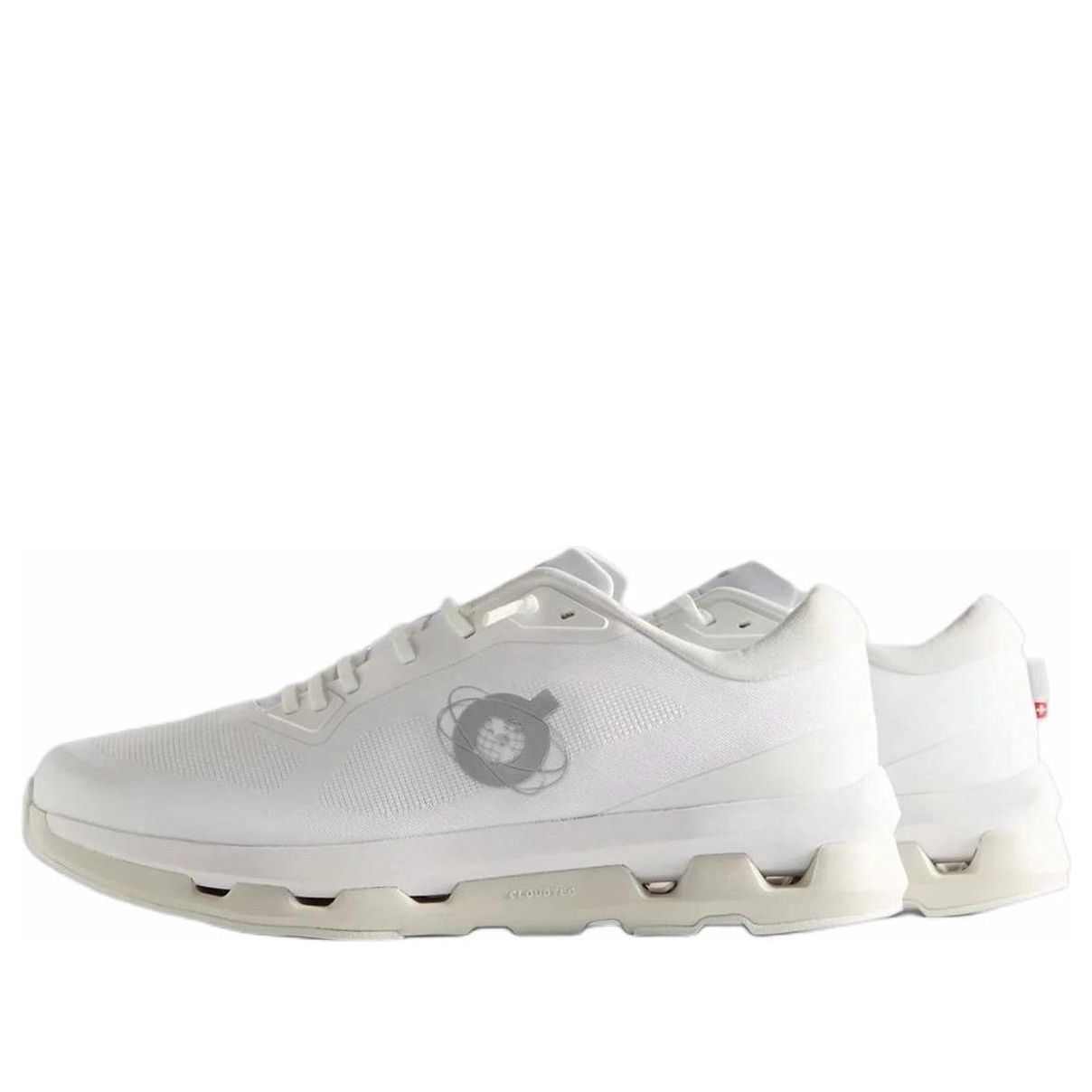 (WMNS) On Running x Kith Cloudzone 'White Ice' 3WF10850202