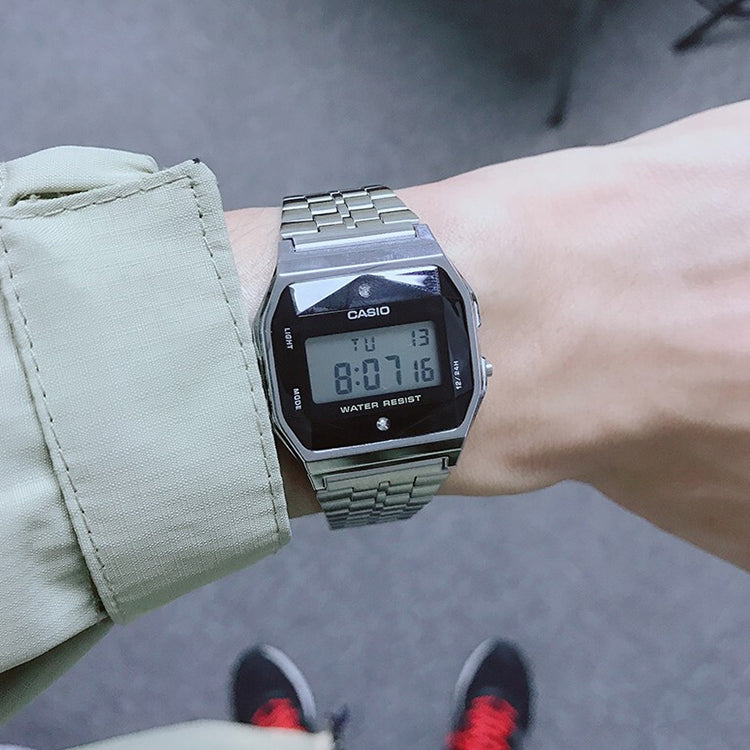 CASIO Classical Vintage Waterproof Black/ Unisex Mens Silver Digital A159WAD-1