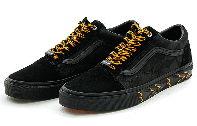 HuaTunan x Vans Old Skool Low-top Sneakers Black Unisex VN000ZDFBLK