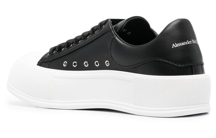 (WMNS) Alexander McQueen Deck Skate Plimsoll Shoes 'Core Black White' 697121WIAB61070