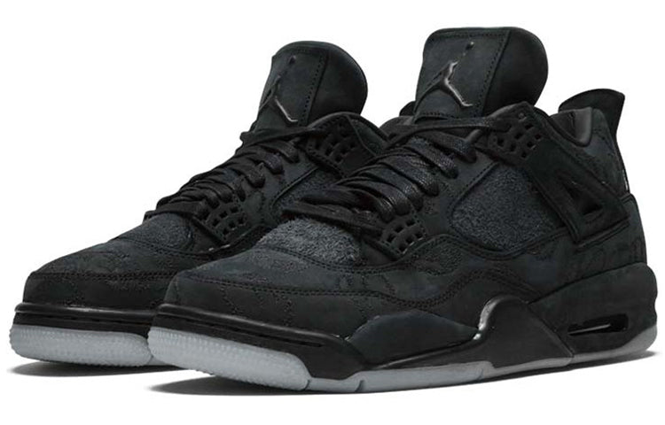 Air Jordan 4 Retro x KAWS 'Black' 930155-001