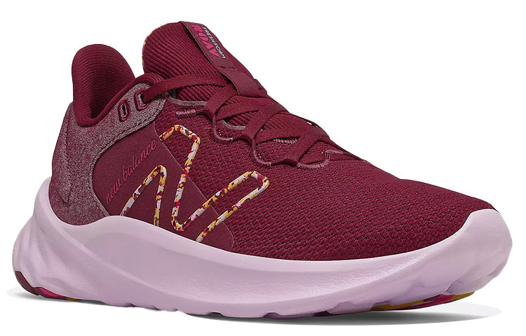 (WMNS) New Balance Roav v2 Low-Top Red WROAVMR2