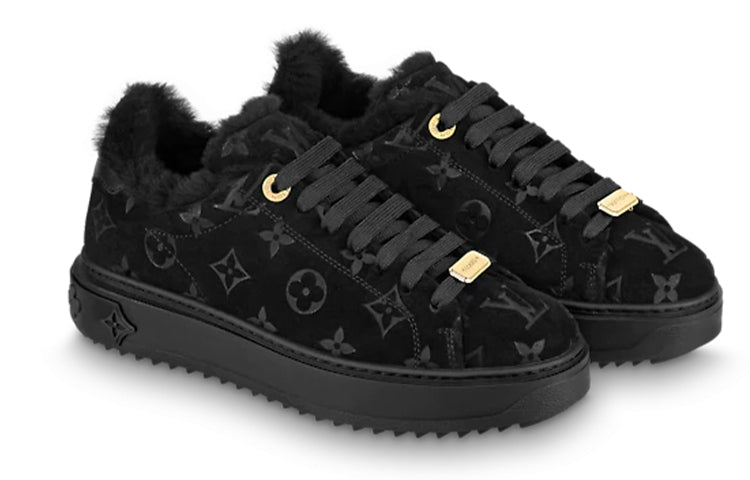 (WMNS) LOUIS VUITTON Time Out Shearling Sneakers 'Black Monogram with Gold' 1A95KN