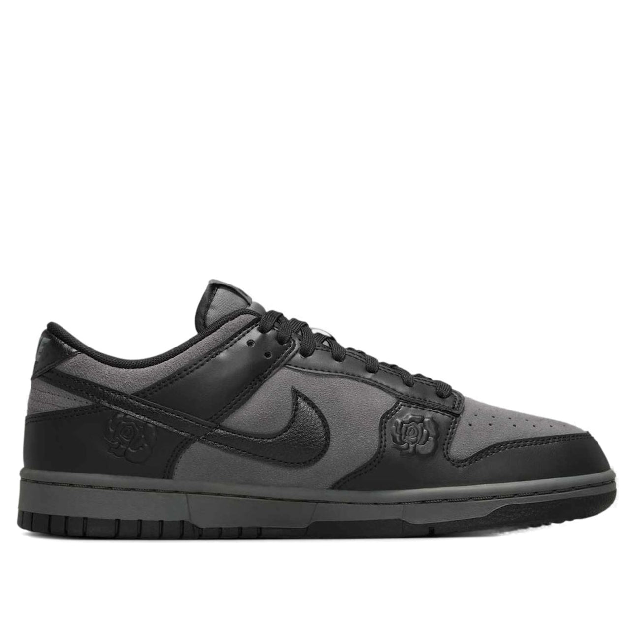 (WMNS) Nike Dunk Low 'Black Roses' HF1986-001