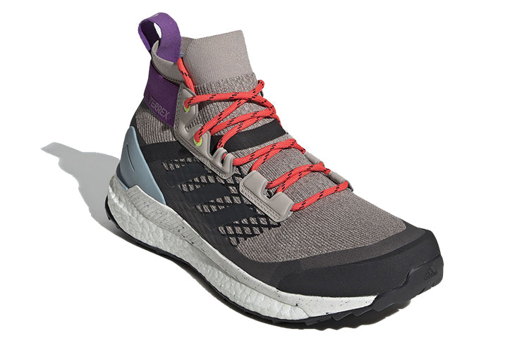 (WMNS) adidas Terrex Free Hiker 'Light Brown Carbon' G28416