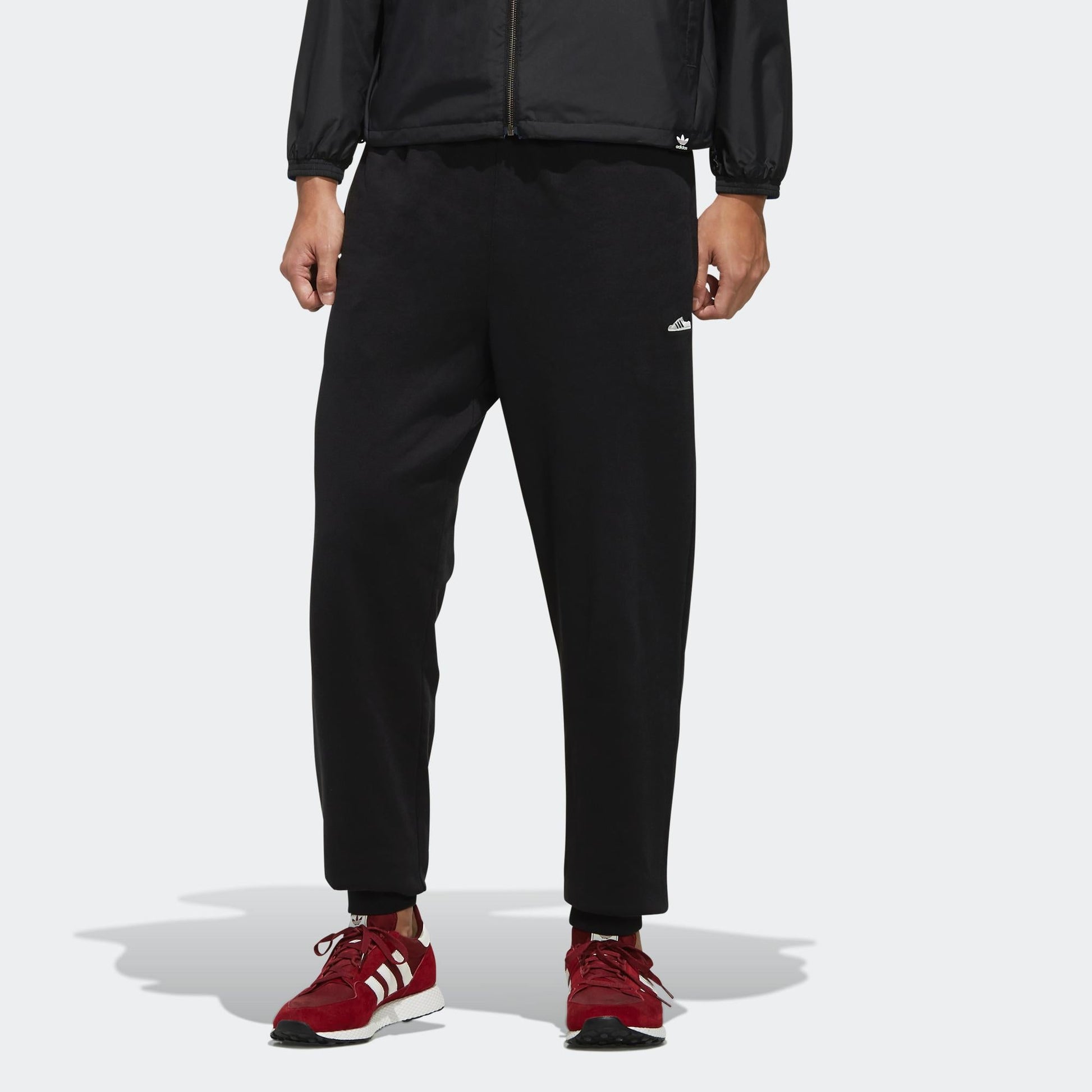 adidas originals Men's Mini EMB TP Sweatpants FK9981