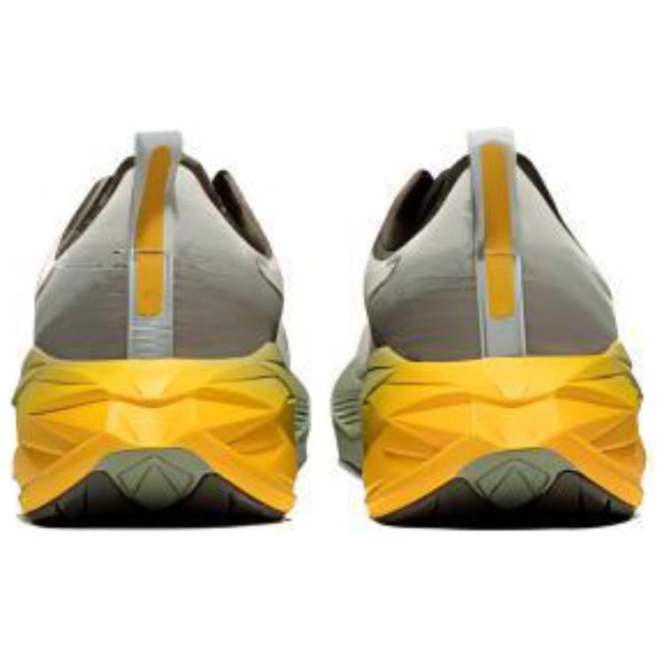 ASICS Novablast 4 Sneakers 'White Green Yellow' 1011B997-020