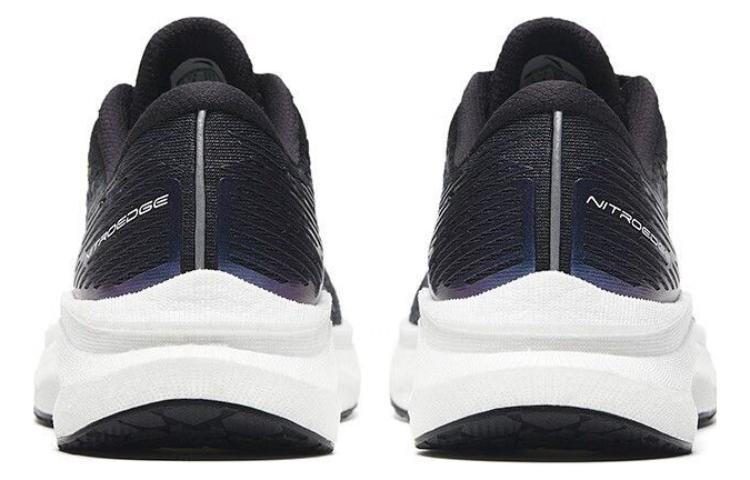 (WMNS) ANTA Champion Lite 'Black White' 122335581S-12