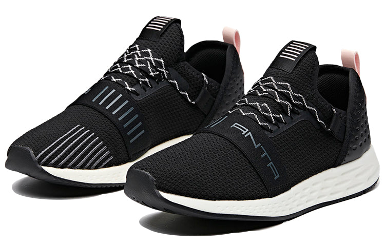 (WMNS) ANTA Running Series Sneakers 'Black Pink White' 12928812-2