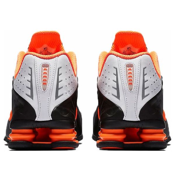 Nike Shox R4 'Dutch Orange' 104265-046