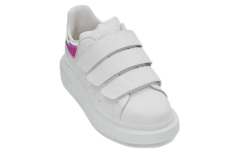 (WMNS) Alexander McQueen Oversized Sneaker 'White Iridescent' 708074WHXM29035