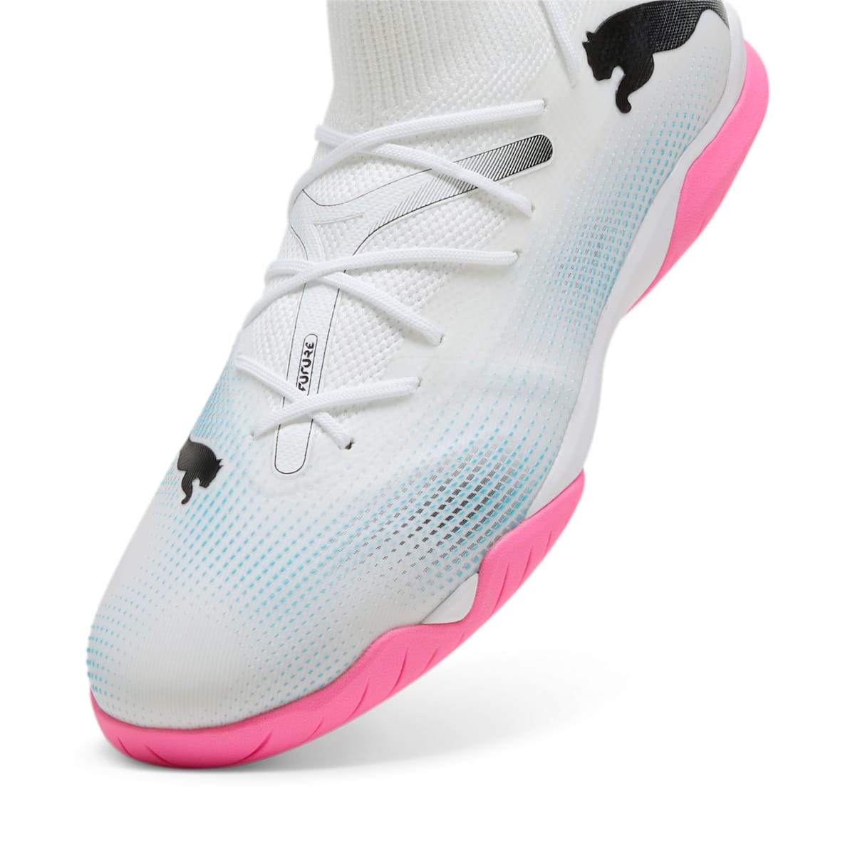 PUMA Future 7 Match It 'White Blue Pink' 107721-01