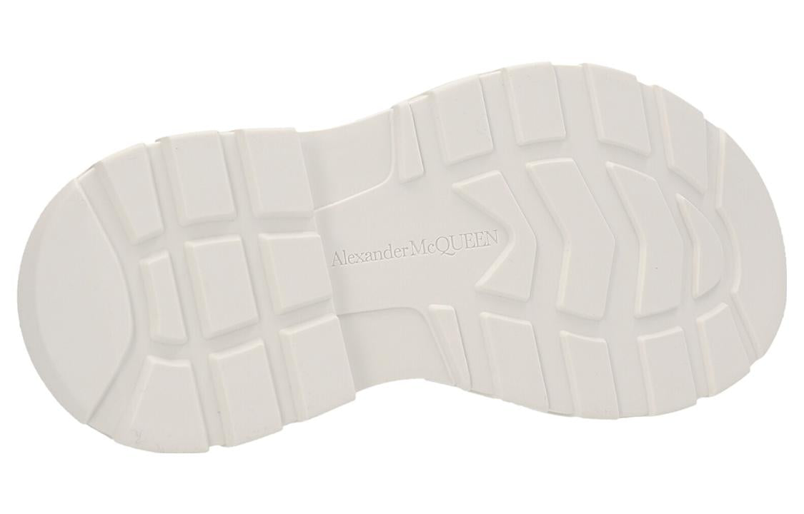 (WMNS) Alexander McQueen Tread Slick Knitted Boots 'Black White' 708096W4U511041