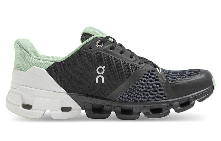 (WMNS) On Running Cloudflyer 'Black White Green' 21.99627