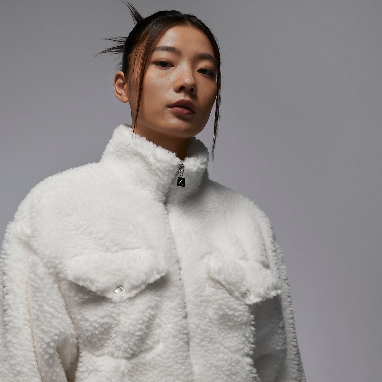 (WMNS) Air Jordan Fuzzy High Pile Fleece Jacket Asia Sizing 'Sail' FD7169-133