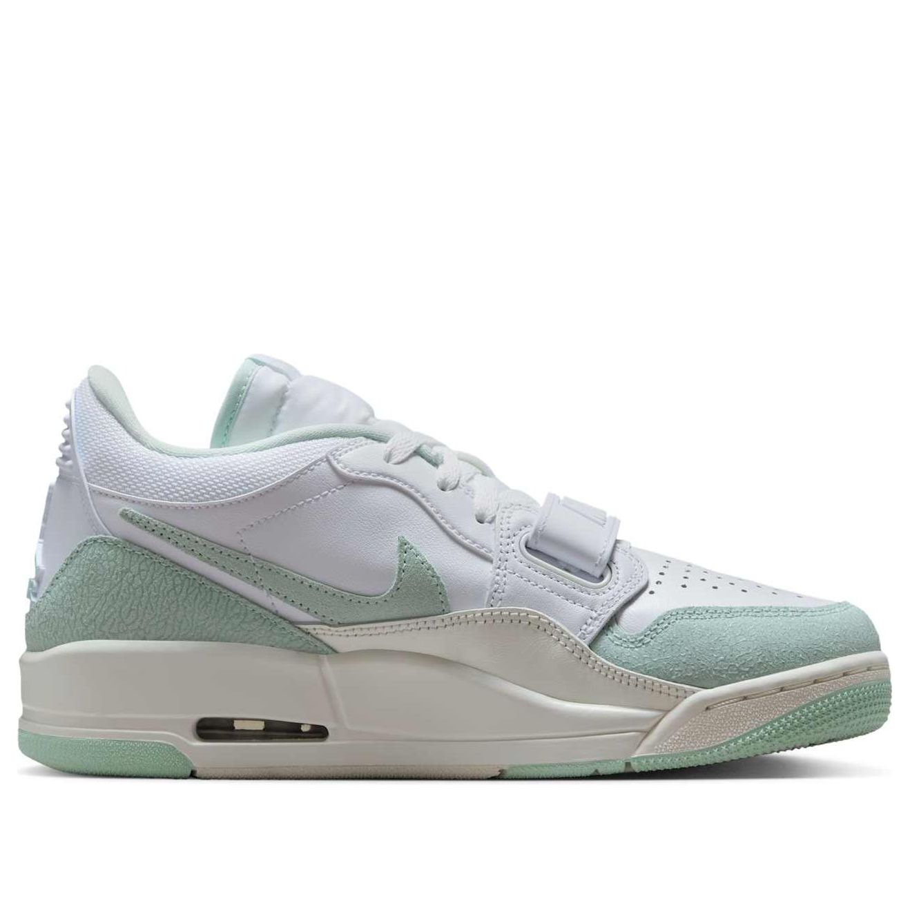 (WMNS) Air Jordan Legacy 312 Low 'White Sail Igloo' FQ7827-103