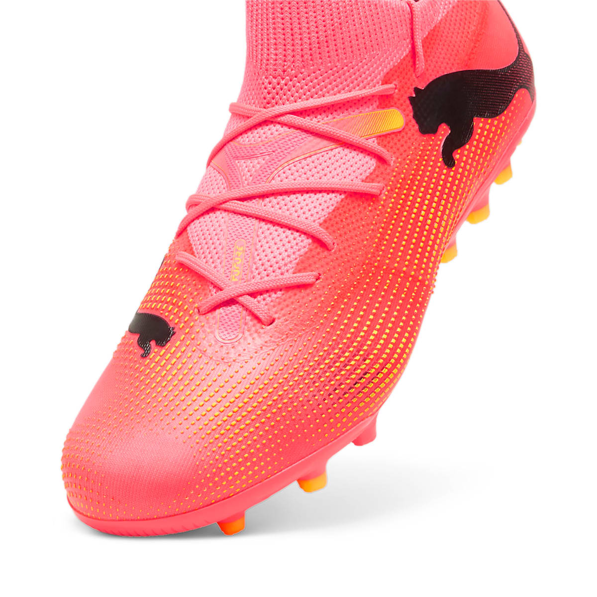 PUMA Future 7 Match Mg Soccer Shoes 'Red' 107719-03