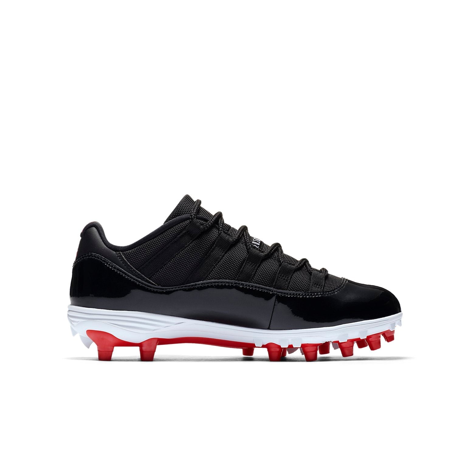Air Jordan 11 Retro Low Cleat 'Bred' AO1560-010