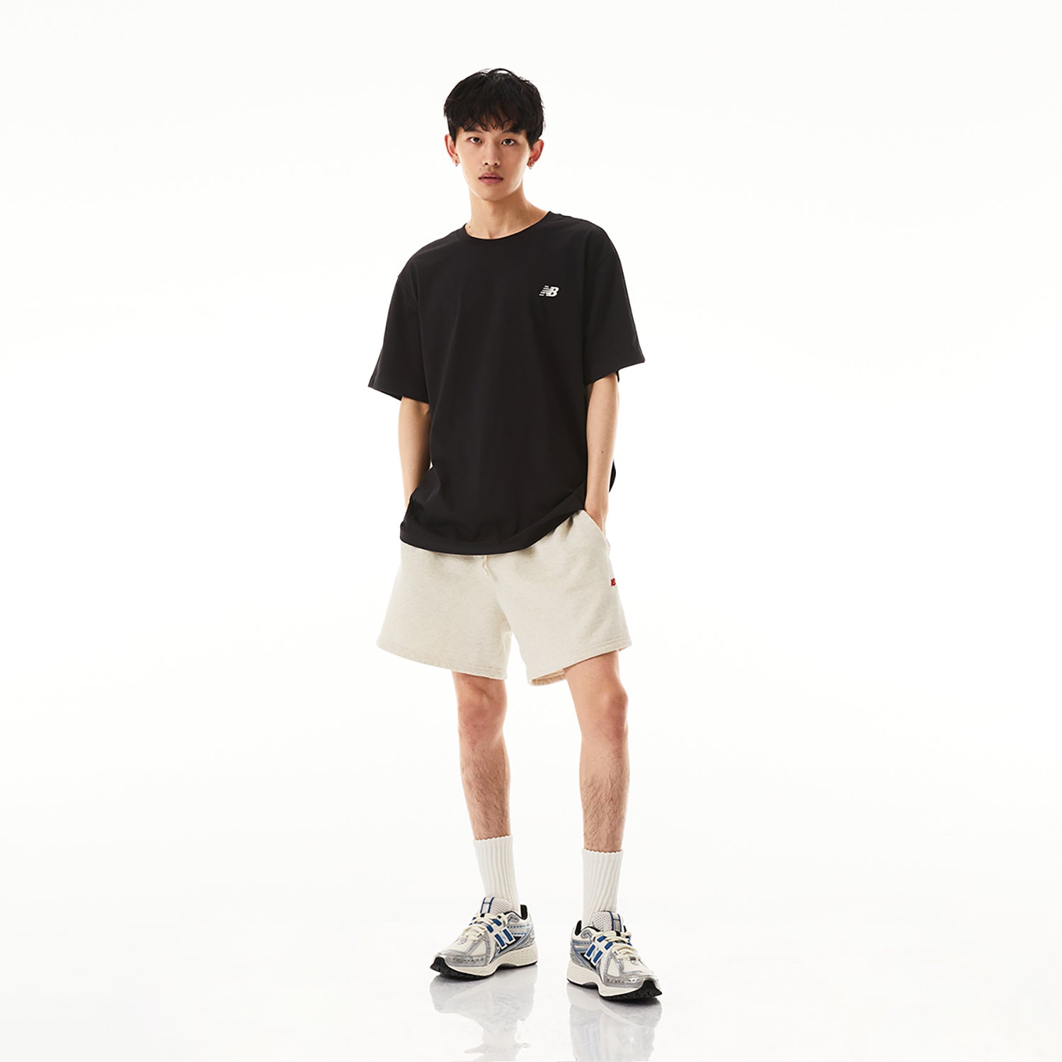 New Balance NB Small Logo T-Shirt Asia Sizing 'Black' NEE24081-BK
