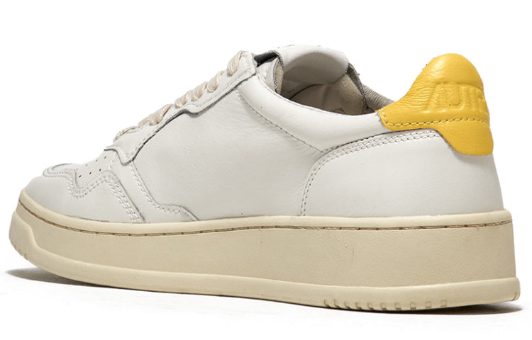 (WMNS) Autry Medalist Low 'White Yellow' AULW-LL30