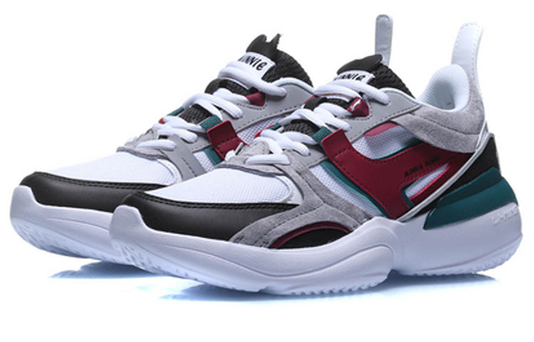 (WMNS) Li-Ning Medalist 92 'White Black Red' AGLP086-9