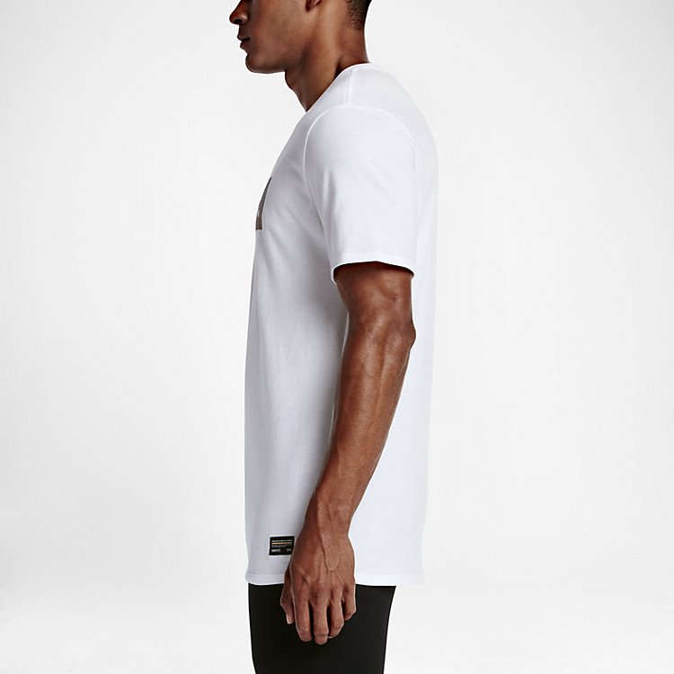 Apparel s Men Nike FC Color Shift Block T-Sh 805521-100