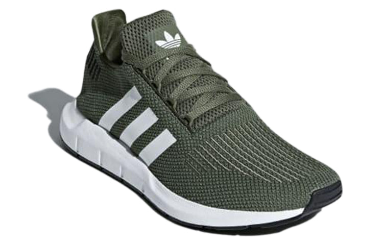 (WMNS) adidas Swift Run 'Green' AQ0866
