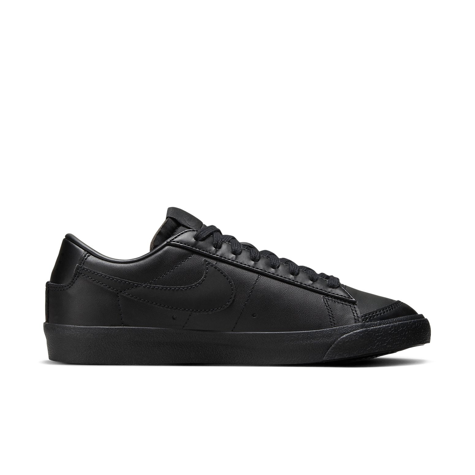 (WMNS) Nike Blazer Low '77 'Triple Black' DC4769-002