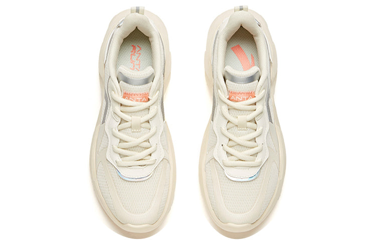 (WMNS) ANTA Running Series Sneakers 'Ivory Grey' 922035583-1