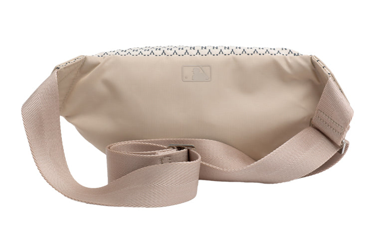 MLB Monogram Series Retro Full Print NY New York Yankees Casual Classic fanny pack White 32BGC9941-50I