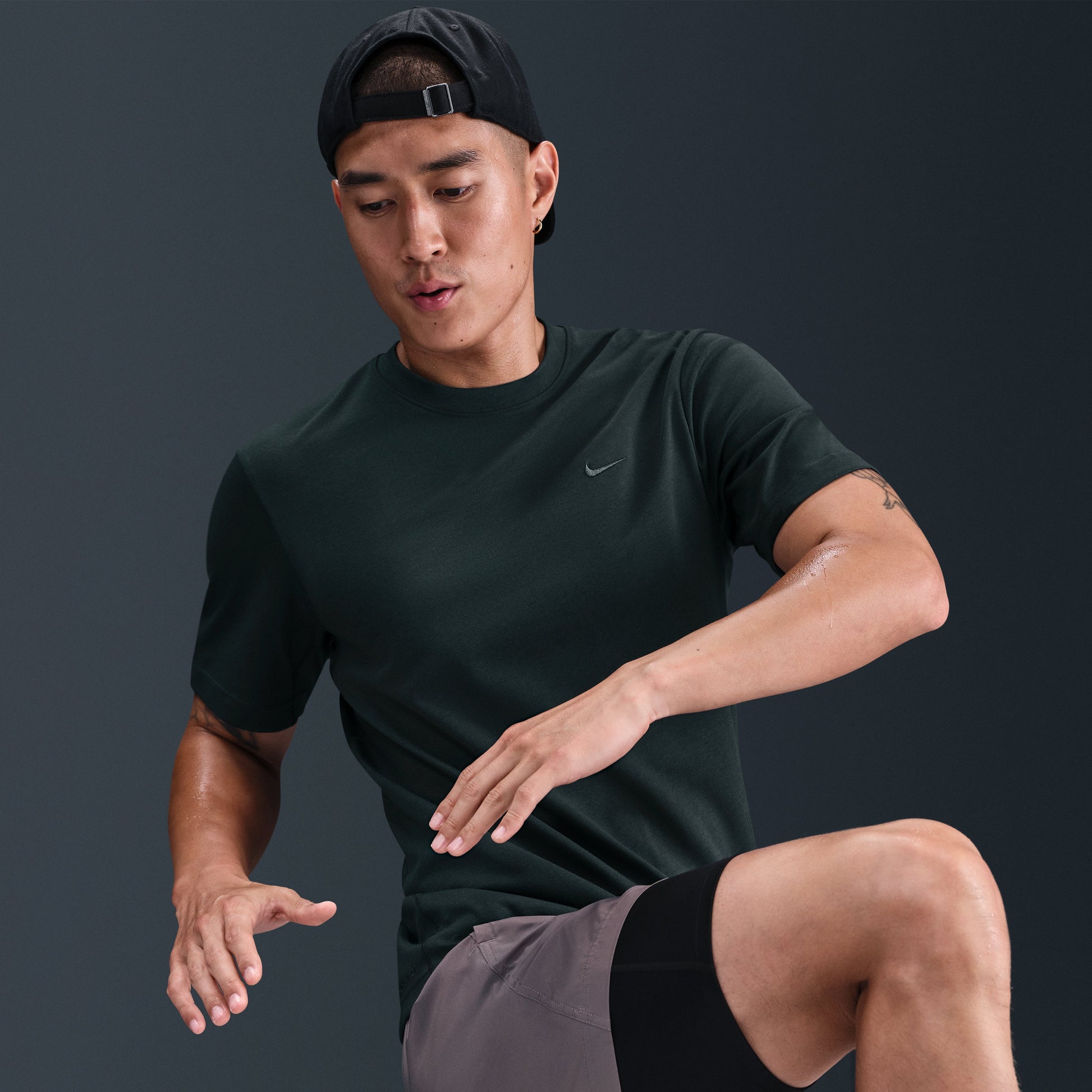 Nike Dri-FIT Primary T-Shirt 'Seaweed' DV9832-390