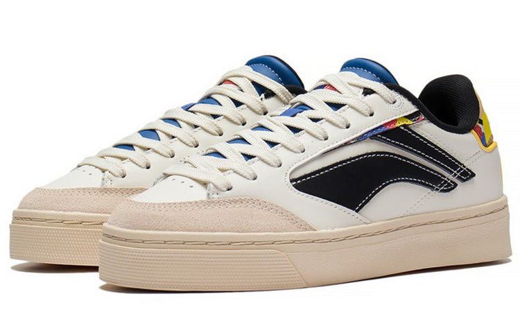 (WMNS) Li-Ning BadFive Wave 180 Low x Pablo Lentile 'White Black' AECS038-1