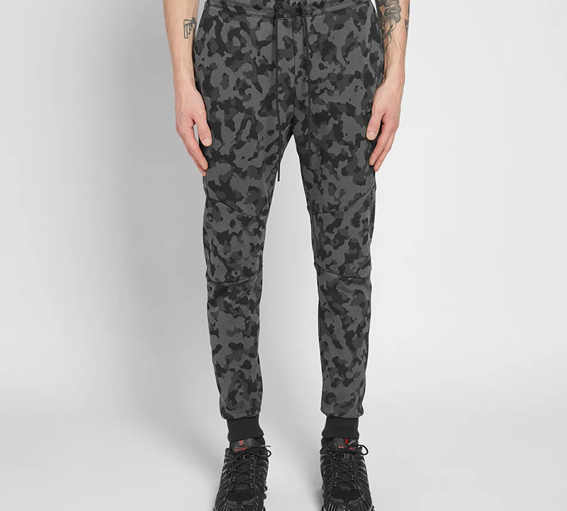 Nike Tech Fleece Street Slim Fit Camouflage Long Pants Black Camouflage CJ5981-010