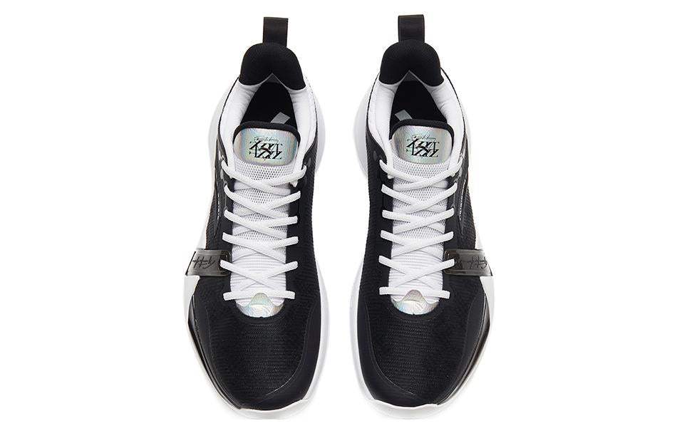 ANTA Light Crazy 4 Team 'Black White' 112321601-3
