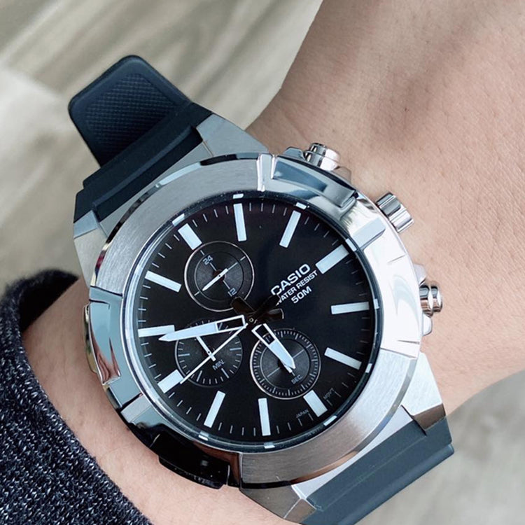 CASIO Male DRESS Japan / South Korea Fashion Sports Black Analog MTP-E501-1AV