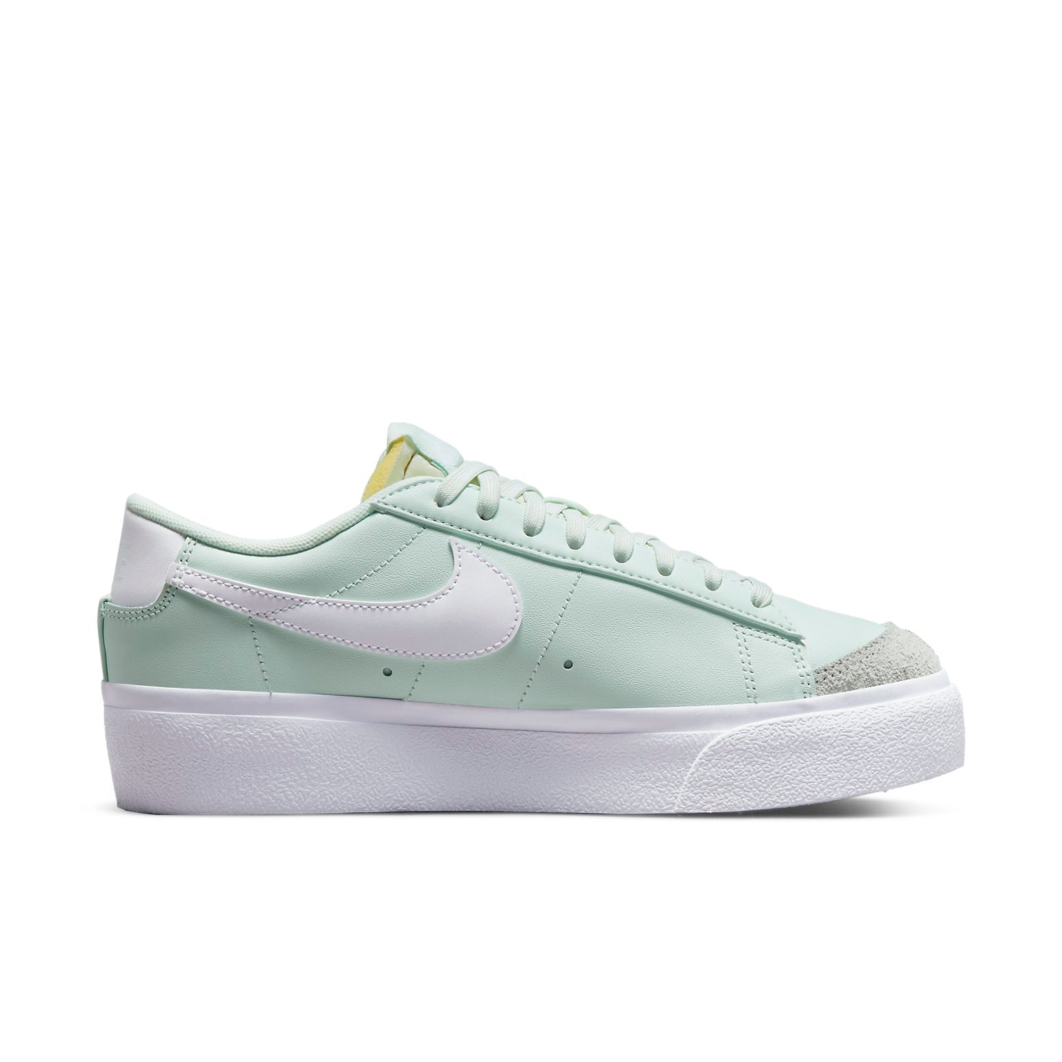 (WMNS) Nike Blazer Low Platform 'Barely Green' DJ0292-300