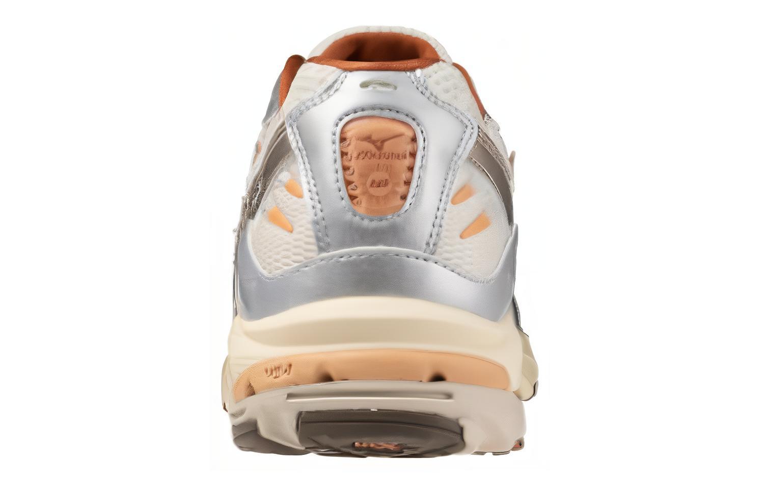 Mizuno Wave Rider 10 Premium 'Shifting Sand' D1GA243102