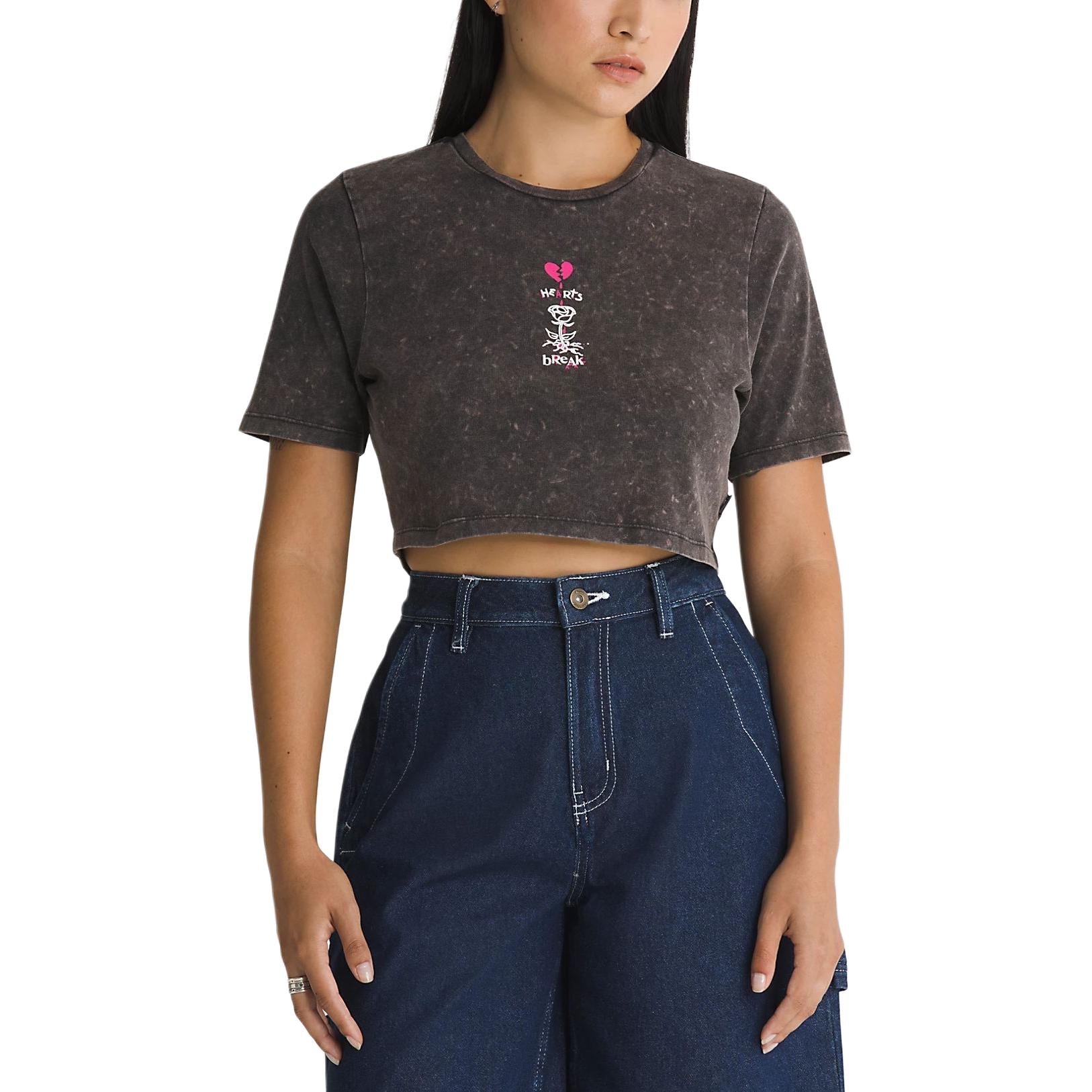 (WMNS) Vans Heartbreaker Crew Crop T-Shirt 'Washed Black' VN000GJZBLK