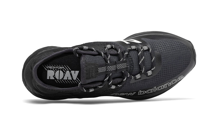 New Balance Roav Trail Black / White GETROLK