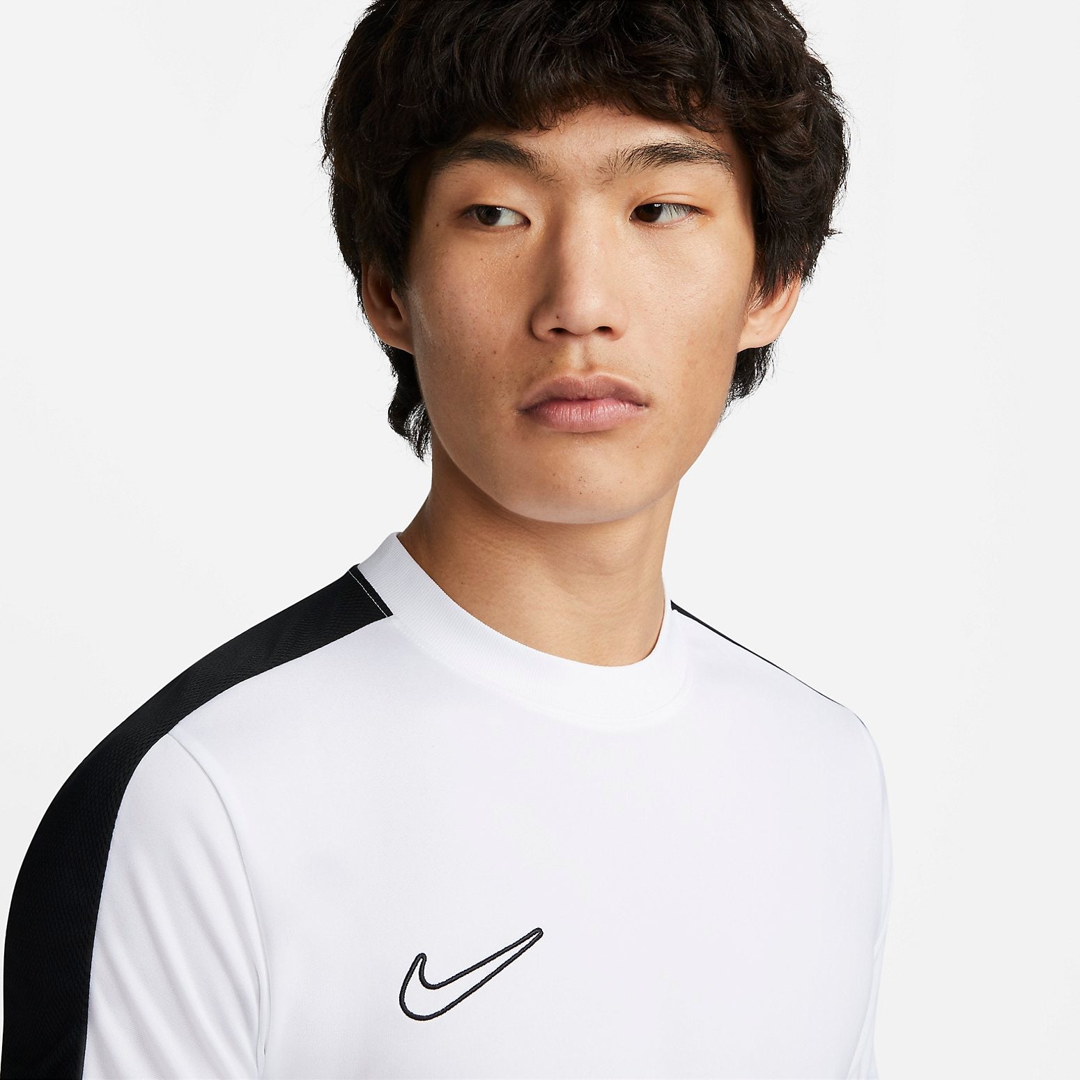 Nike Dri-FIT Academy Short-Sleeve Soccer top 'White Black' DV9751-100