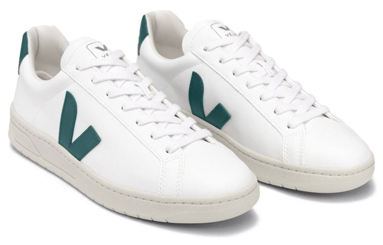 Veja Urca CWL 'White Brittany' UC0702796A