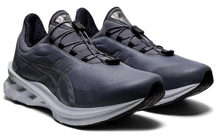 ASICS Novablast 'Metropolis' 1201A133-020