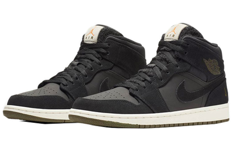 Air Jordan 1 Retro Mid 'Black White Sole' BQ6579-001