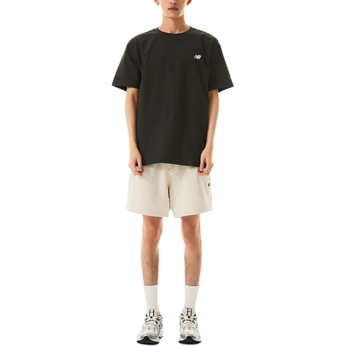 New Balance HyperSports Logo T-shirt Asia Sizing 'Black' NEE25111-CHL