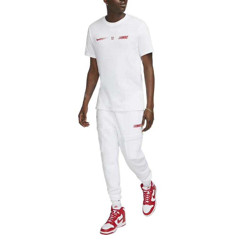 Nike Sportswear Standard Issue Fleece Cargo Pants FN5200-100