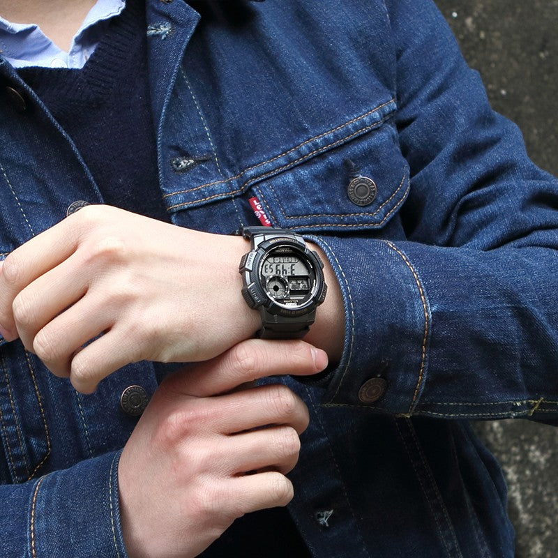 CASIO G Shock Quartz Sports Waterproof Mens Black Digital AE-1000W-1A