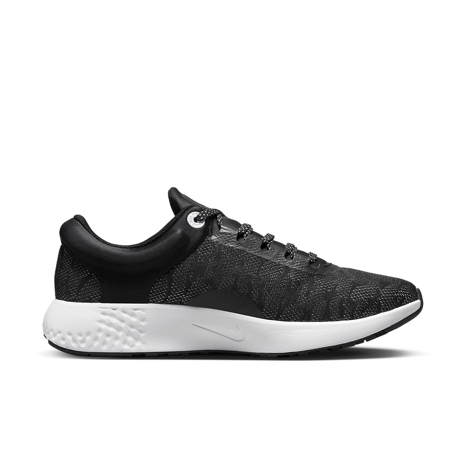 (WMNS) Nike Renew Serenity Run 2 'Black White' DM0820-001