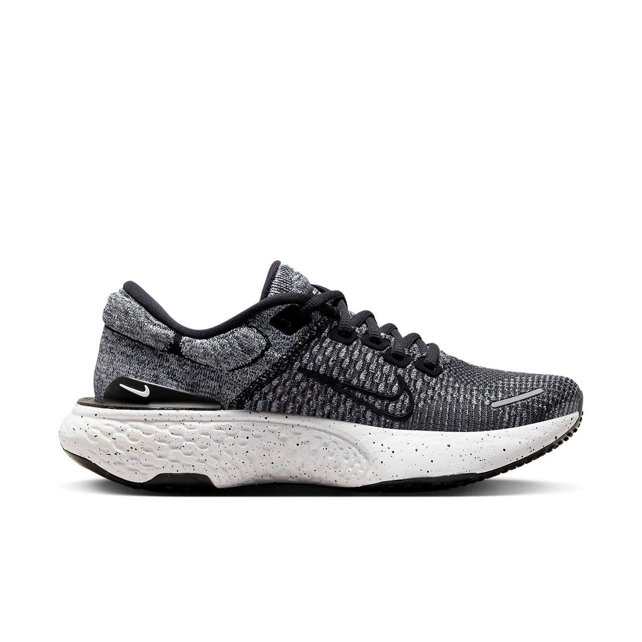 (WMNS) Nike ZoomX Invincible Run Flyknit 2 'Black White' DC9993-103