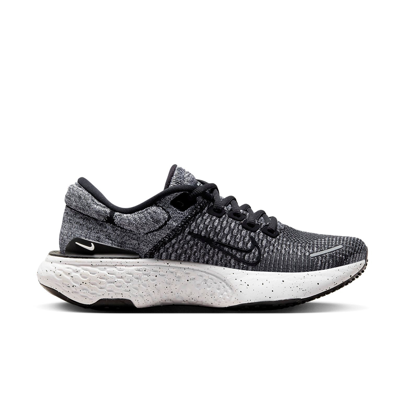 (WMNS) Nike ZoomX Invincible Run Flyknit 2 'Black White' DC9993-103